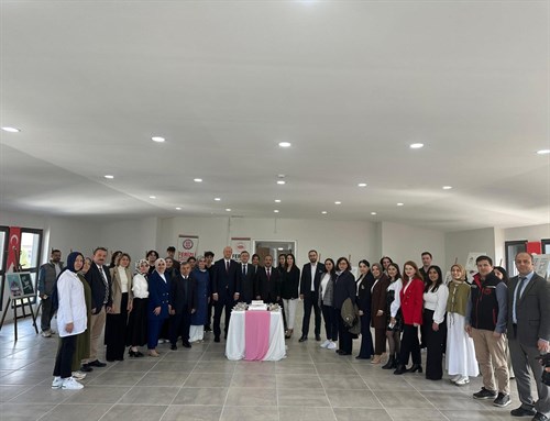 Sayın Kaymakamımız Resim Sergisine Katıldı.
